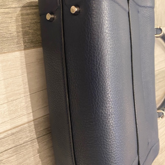 Givency blue leather shark tooth top handle bag - Picture 6 of 10